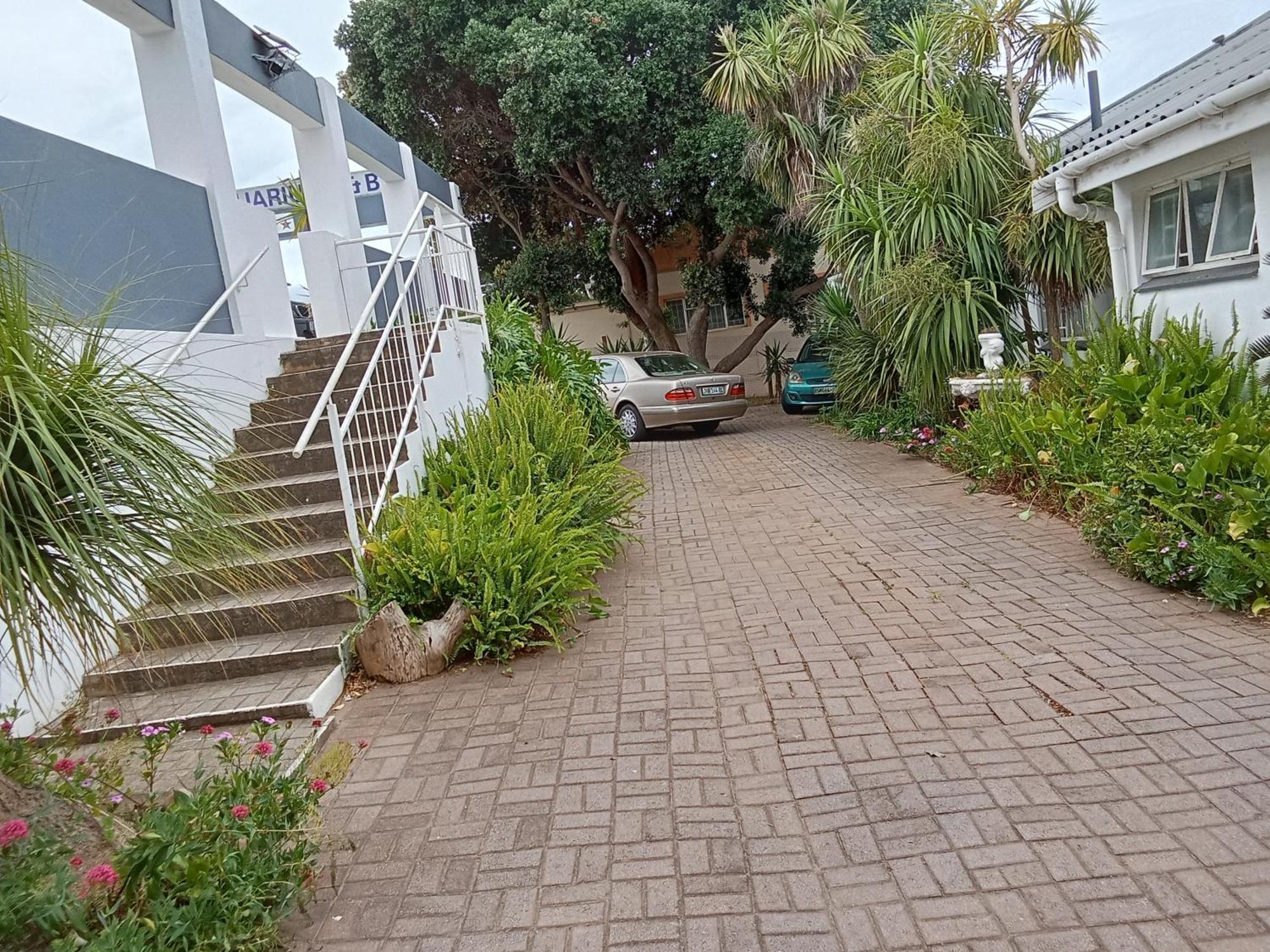 Aquarius Bed And Breakfast Jeffreys Bay Exterior photo